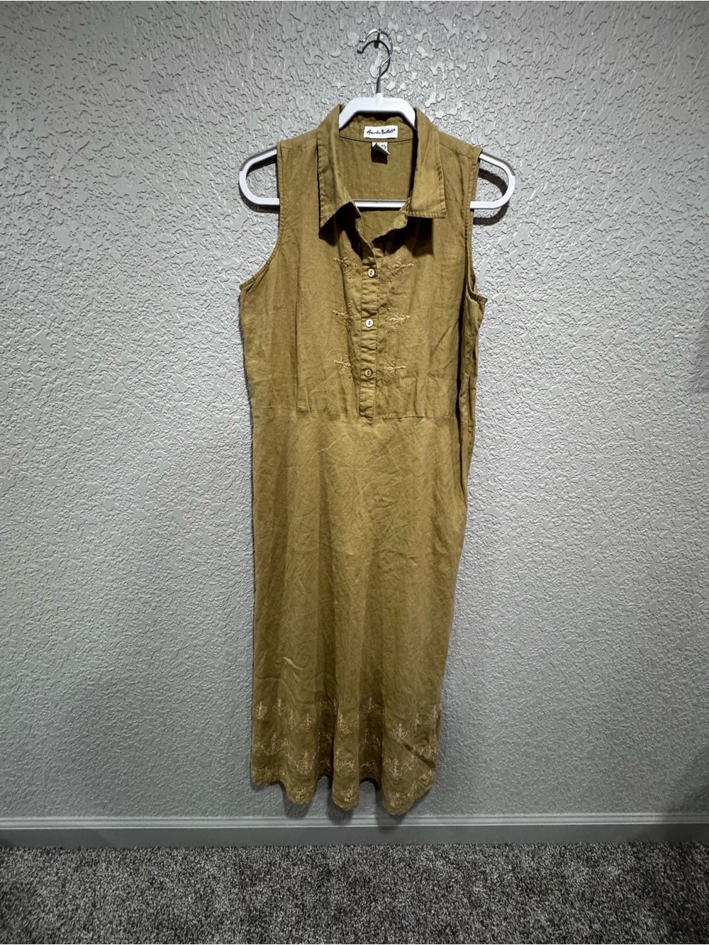 Alexandra Bartlett Sleeveless Collared Midi Dress in Olive